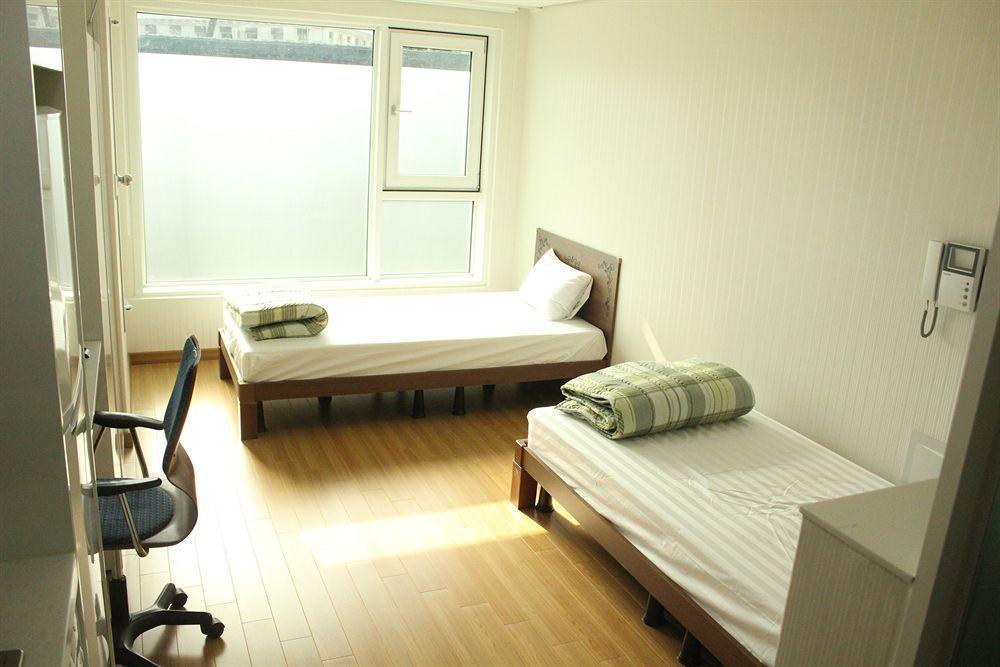 نزل Guriفي Phil House المظهر الخارجي الصورة